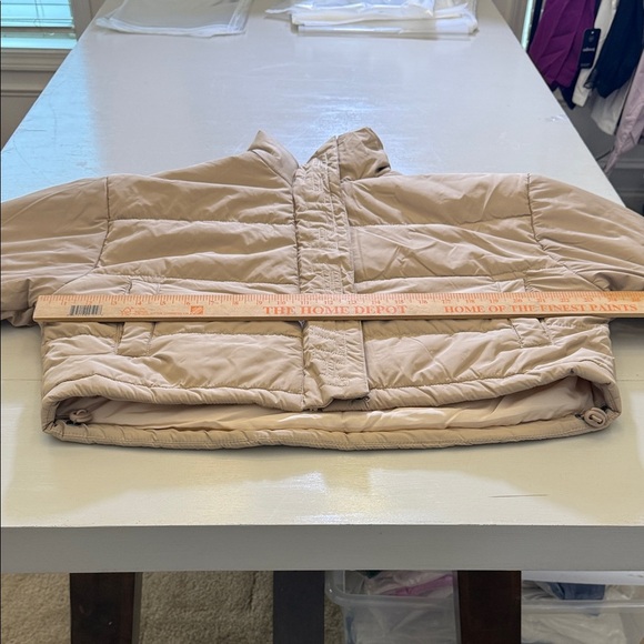 THE FIFTH LABEL Remake Puffer Tan Bomber Jacket Cropped Size Medium - Picture 6 of 14